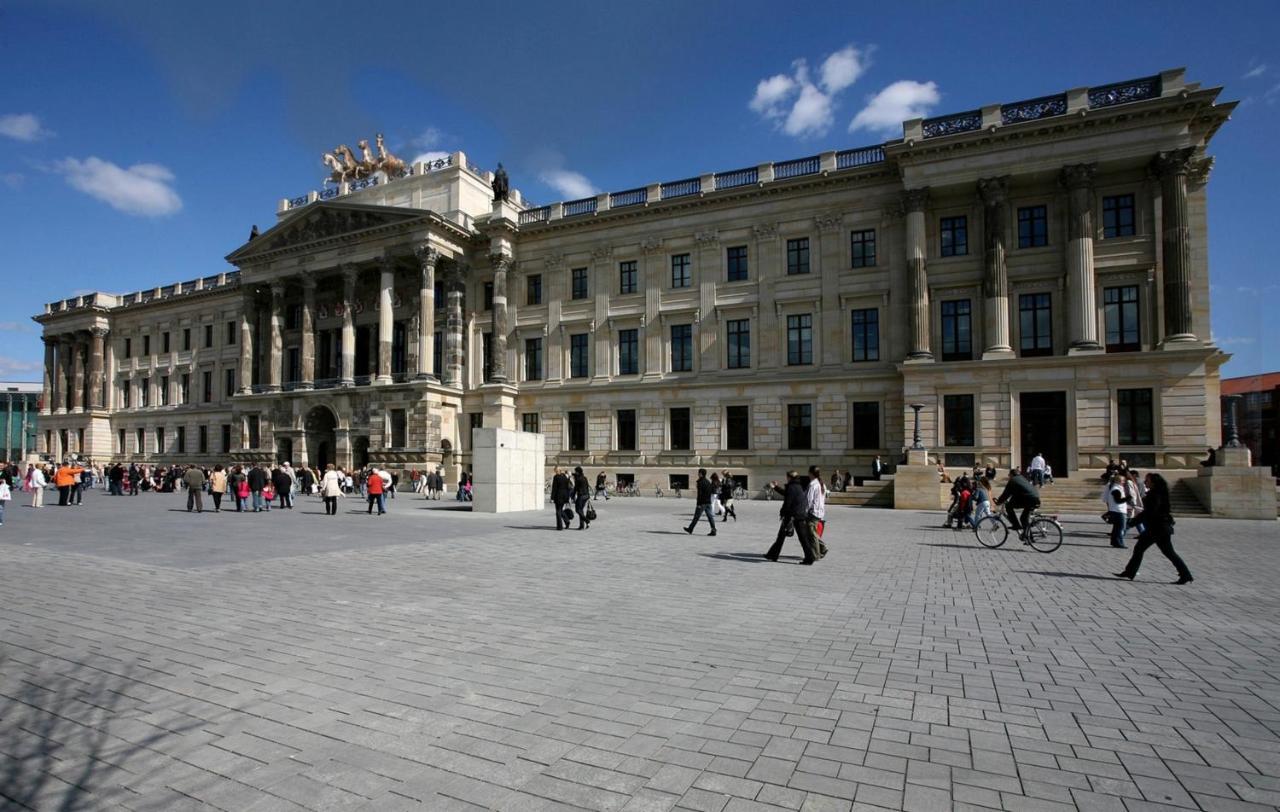 Achat Hotel Braunschweig Exteriör bild
