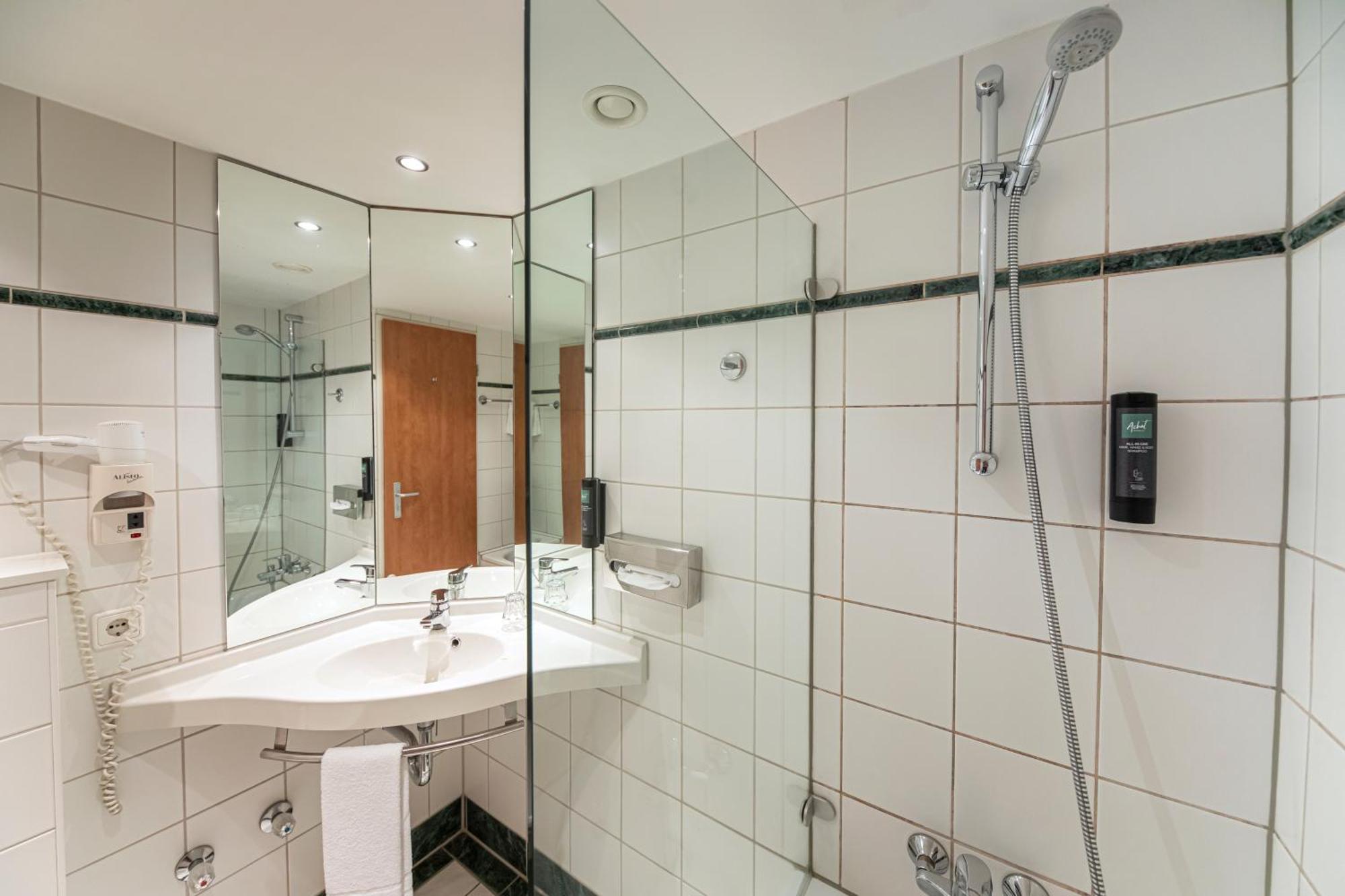 Achat Hotel Braunschweig Exteriör bild