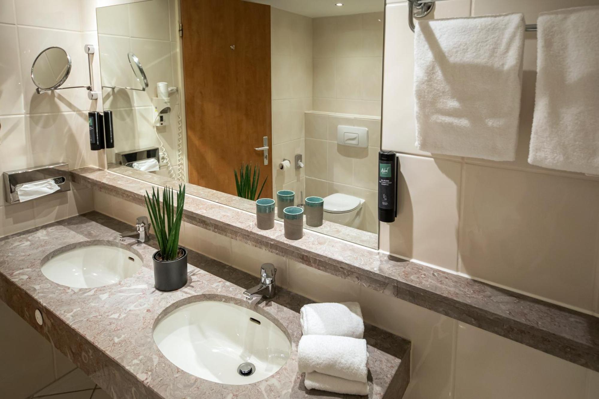 Achat Hotel Braunschweig Exteriör bild