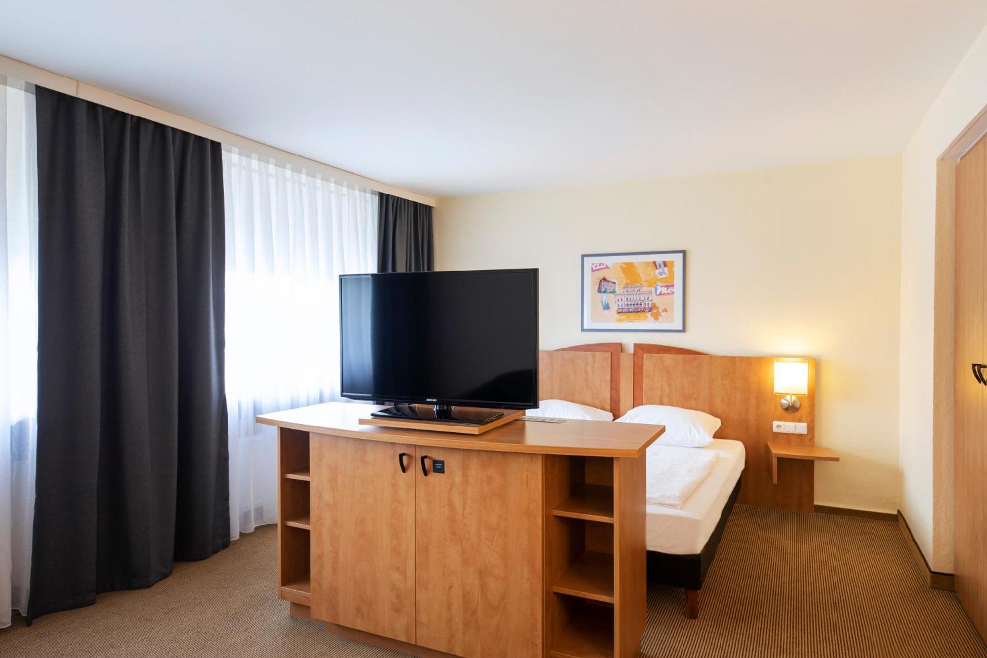 Achat Hotel Braunschweig Exteriör bild